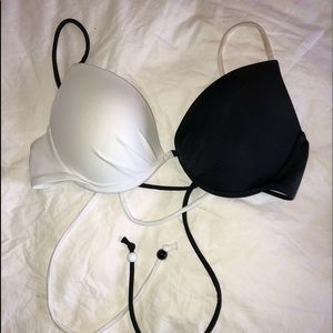 Victoria’s Secret color block bikini top